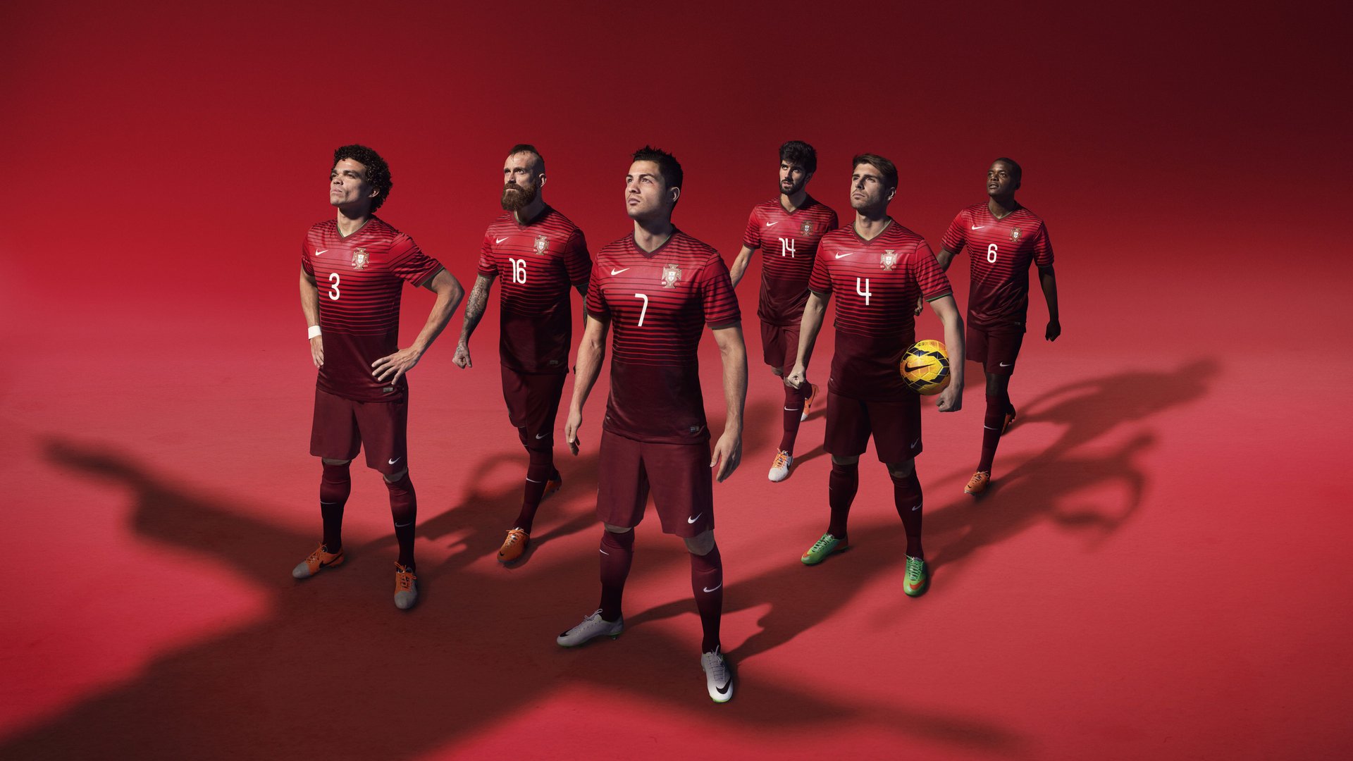 德甲冠军之争：拜仁连续追赶，在关键战中取胜，拜仁豪夺德甲九连冠